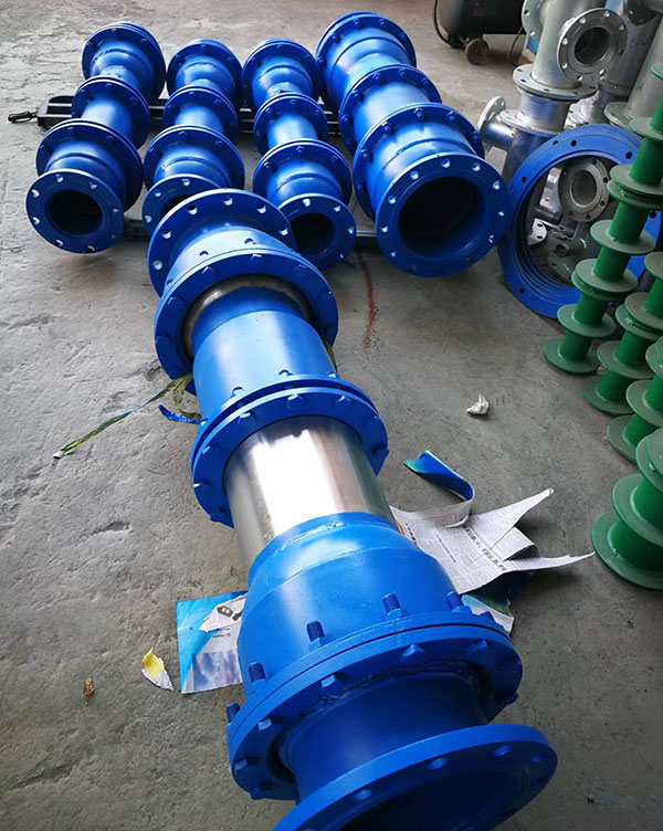 球形補(bǔ)償器現(xiàn)場(chǎng)